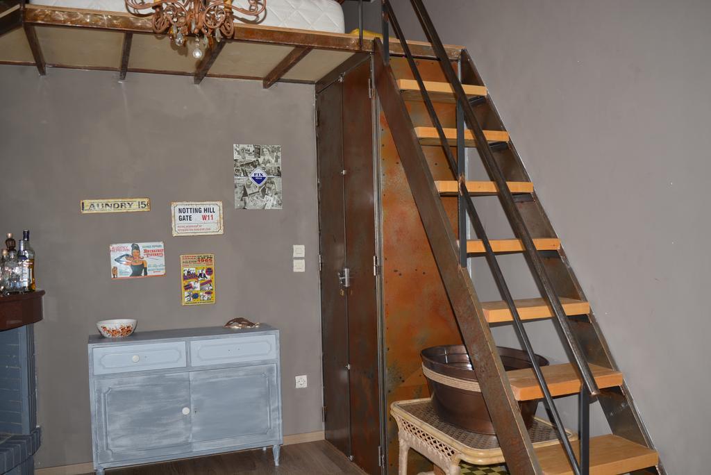 Varkiza'S Cottages ภายนอก รูปภาพ