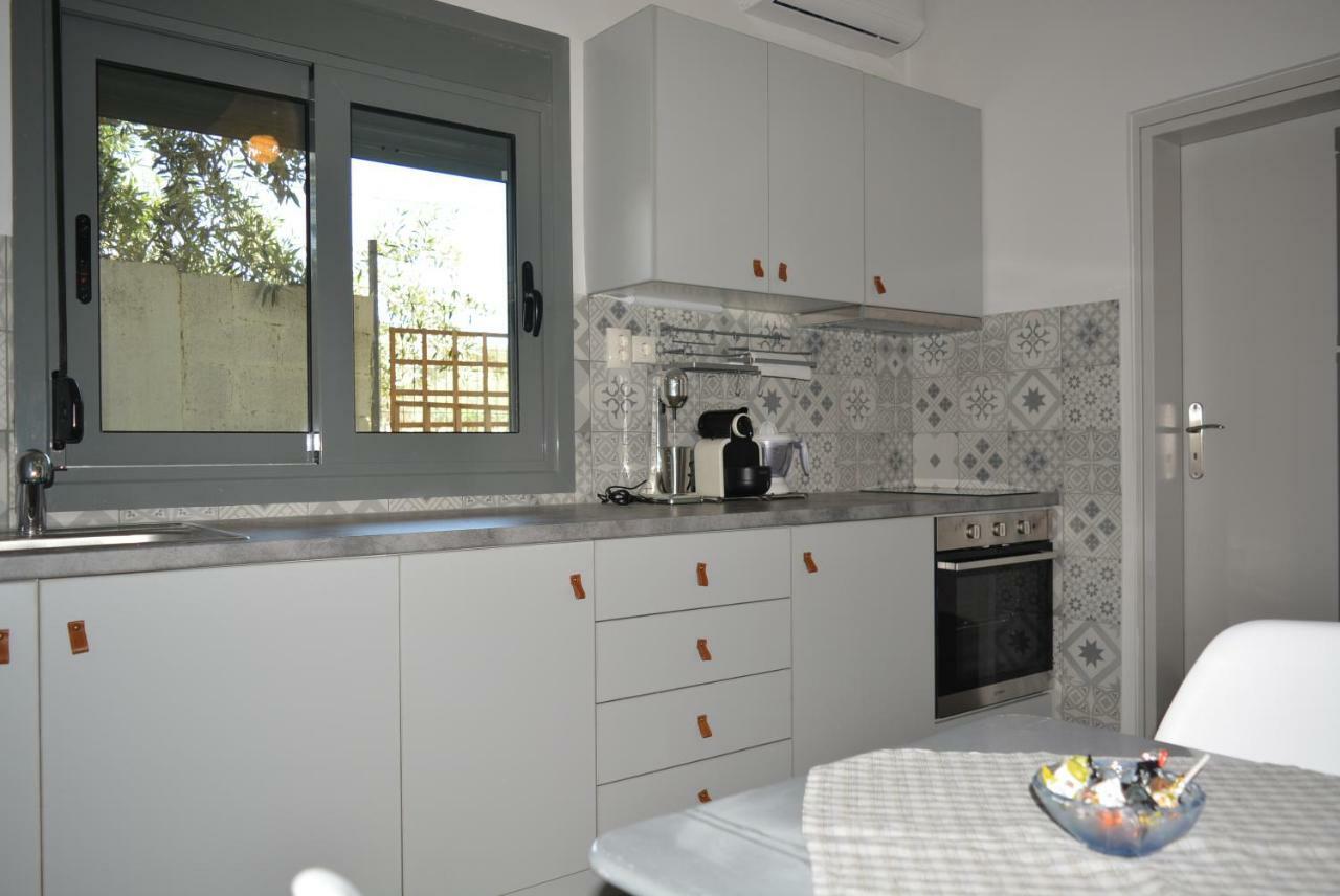 Varkiza'S Cottages ภายนอก รูปภาพ